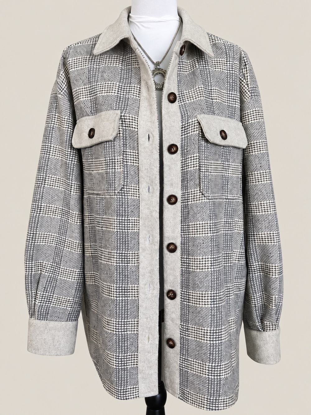 Hem & Thread Plaid Shacket Jacket Gray Cream Button Front Pocket M NWT